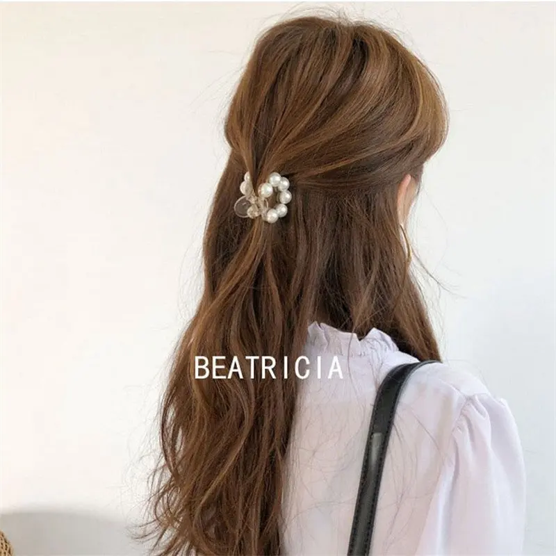 

Hair Claw Chic Barrettes Claw Crab Mini Round Pearl for Women Girls Sweet Hair Clips Hairpins Styling