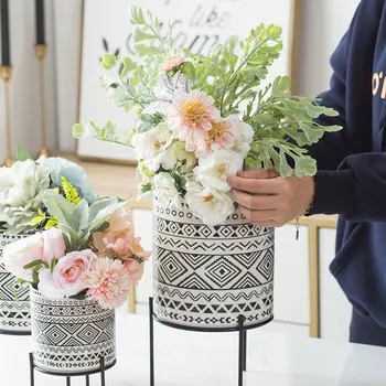 

Simple Fleshy Flower Pot Creative Fleshiness Planter Gardening Plant Pot Household Flower Container with Iron Rack Black White