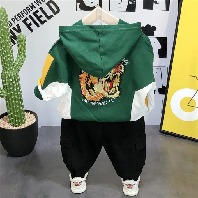 11718401945_133016068