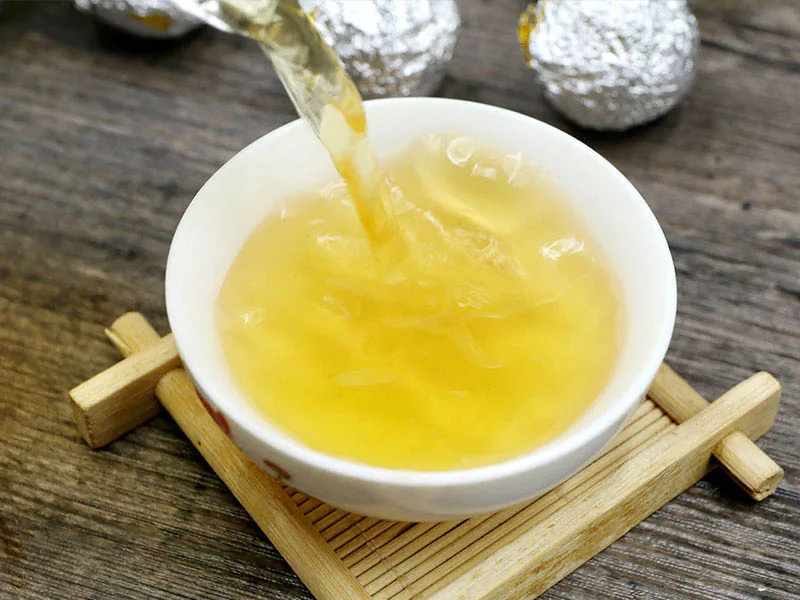 КИТАЙСКИЙ сырой пуэр чай Yi Wu Da Shu "Dragon Ball" Мини Sheng Pu'er Tuocha 50 г