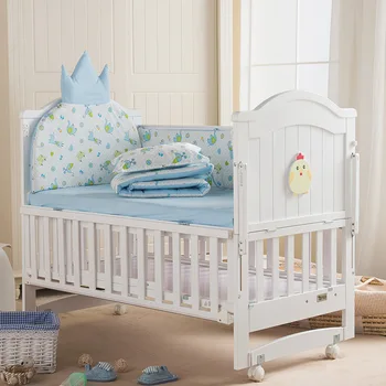 

Multifunctional Wooden Baby Crib Cradle Cot for Newborns Bed Playpen Stitching Pine Bed 3 Grade Height Adjust Extended Baby Cot