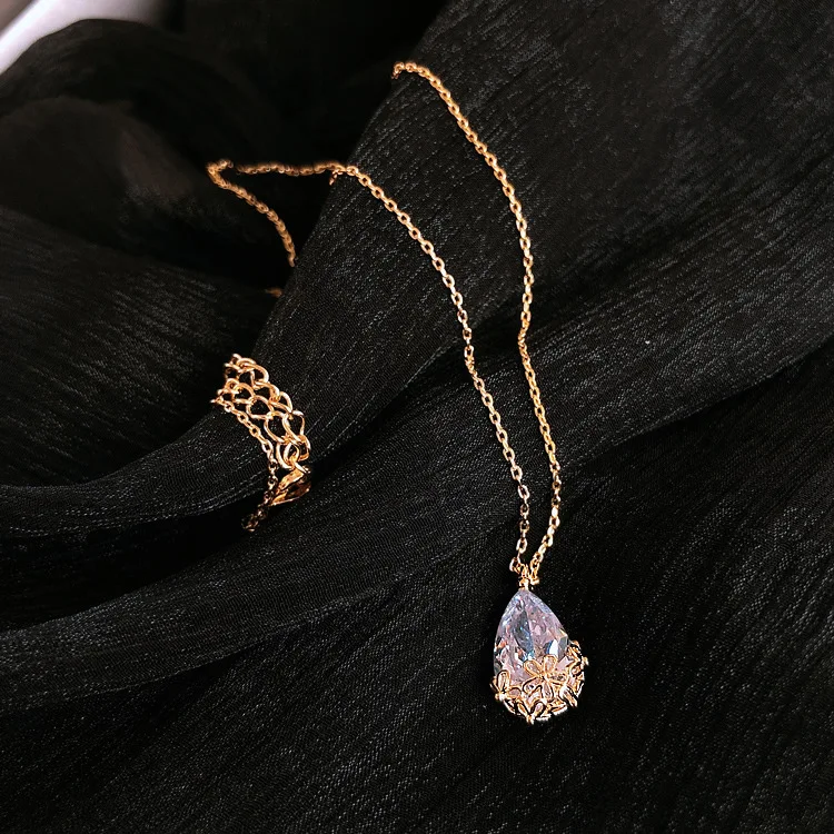 

New Water Drop Long Necklace Rose Gold Natural Zircon Cute Pendant Ladies Hollow Flower Wedding Exquisite Fashion Jewelry
