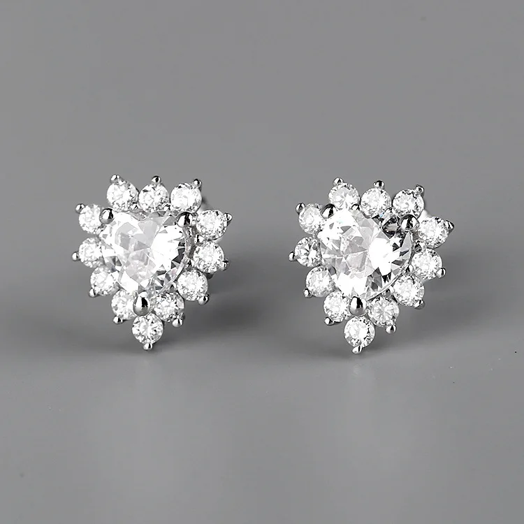 

CMajor Latest S925 Sterling Silver Imported 7A Cubic Zircon European and American Style Full Diamond Stud Earrings for Women