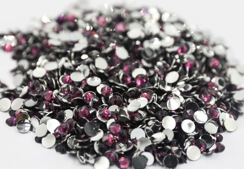 

Grape Violet Color 3~6mm Flatback стразы Resin Non hotfix Rhinestones in Bulk Package Plastic Nail Art Decoration for Garment