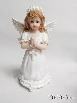 

11*7*6cm Christian Catholic First Holy Communion Kneeling Prayer Small Angel Statue Decoration for Girl