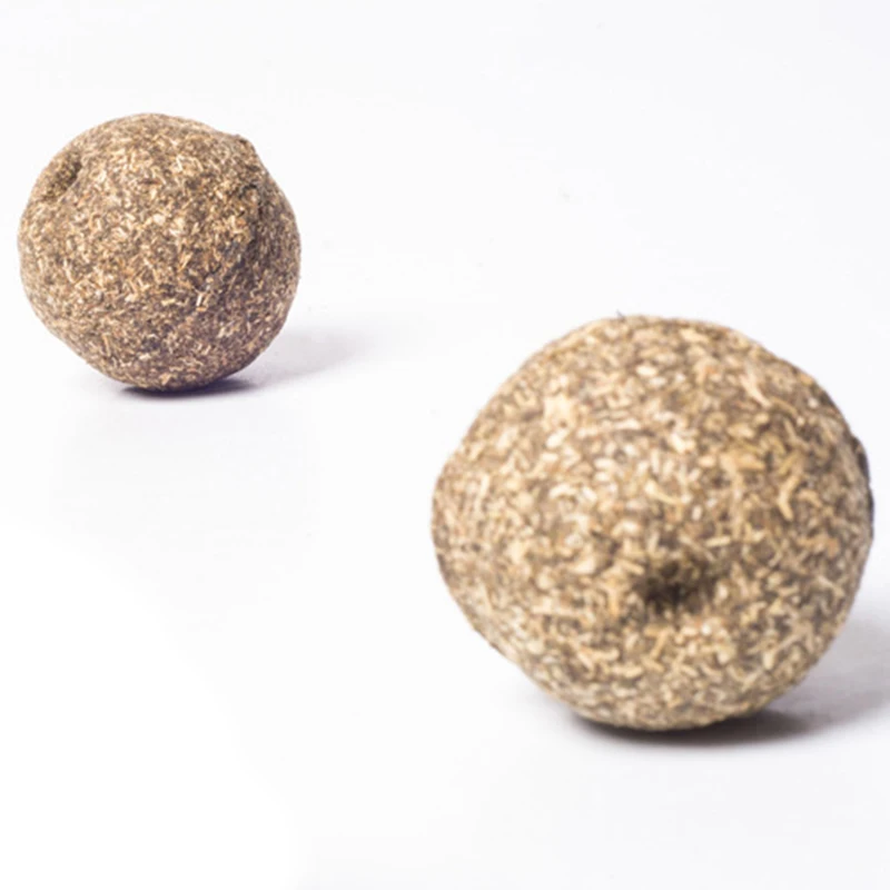 Popular Game Ball Cat Toy Coated With Herbal Cat Natural Mint Toy For Pet Kitten Pure Natural Wild Catnip Toys 3.2 cm