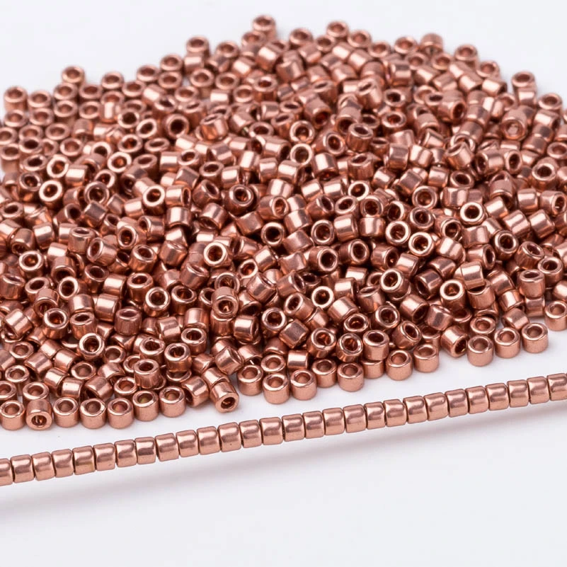 Taidian Miyuki Delica Seed Bead 11/0 для Broderie De Perles Francaises непрозрачный белый DB1-40 1,6x1,3 мм около 1000 штук - Color: miyuki-DB40