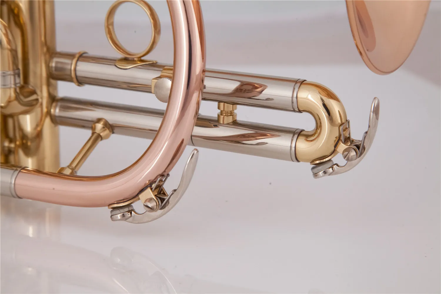 Professional Bach Bb Cornet Phosphorous copper trumpet with Carrying Case Gloves