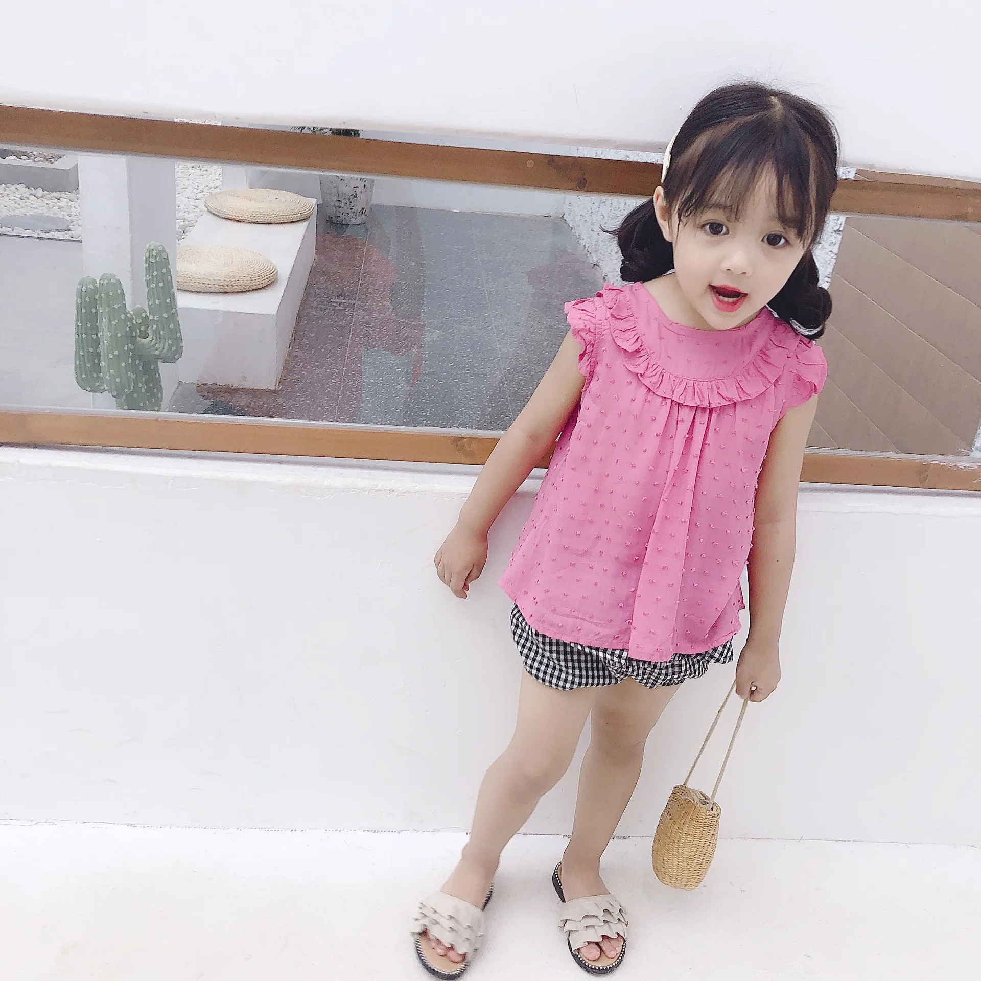 Kids' Korean Style Spotted Doll Blouses Sleeveless Kids Clothes Toddler Teenage Girls Shirts Ruffles Collar Shirts Button Back
