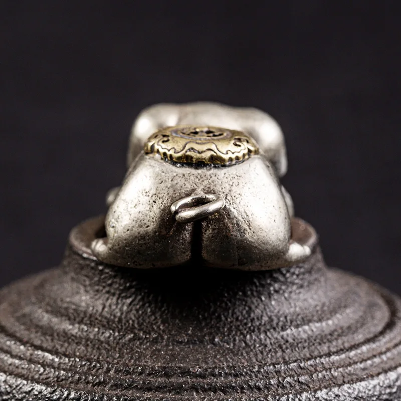 white brass pig pendant (6)