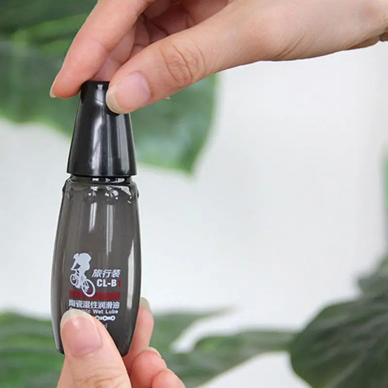 Perfect High quality 30ml Bicycle Bike Chain Repair Grease Lube Lubricant Bike Gear Lubrication Maintenance Oil Reduce Noise Friction 6 Perfect High quality 30ml Bicycle Bike Chain Repair Grease Lube Lubricant Bike Gear Lubrication Maintenance Oil Reduce Noise Friction 6