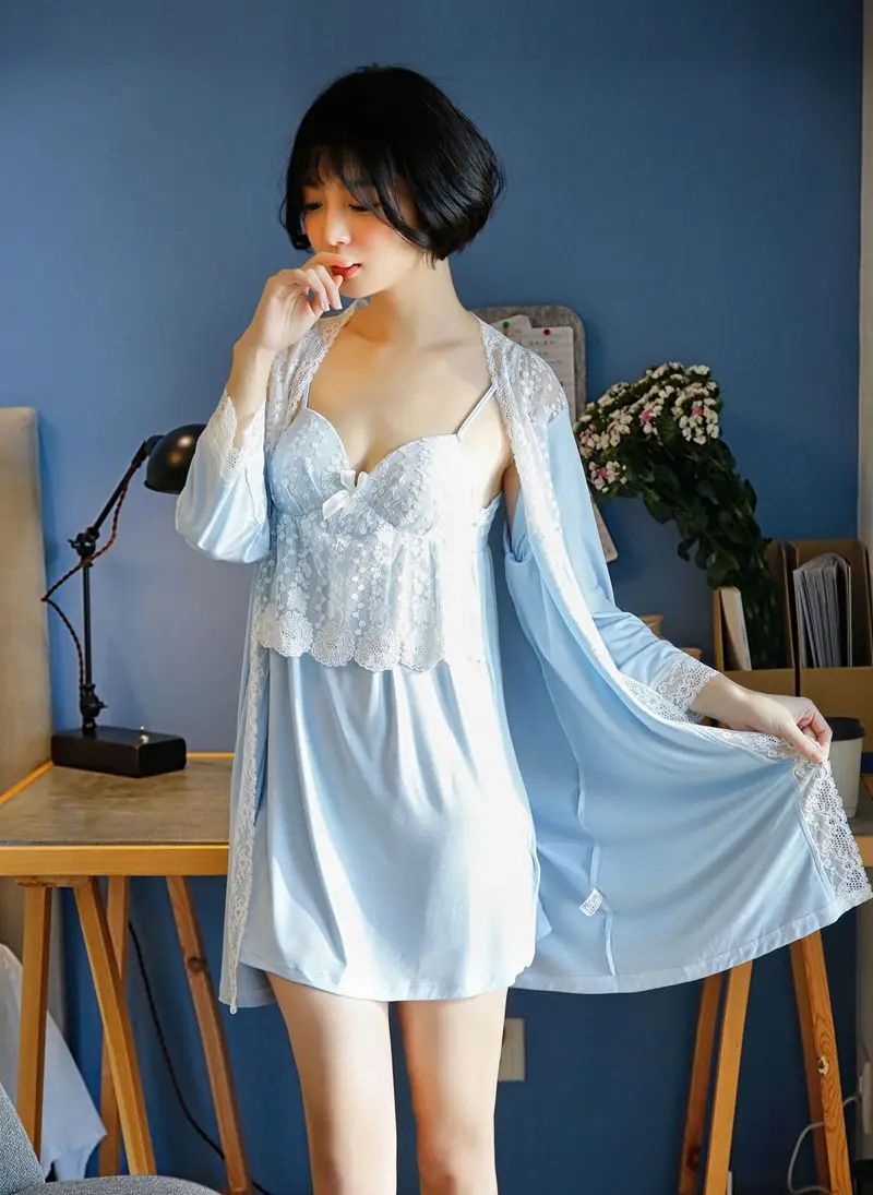 3902063537_1411689563