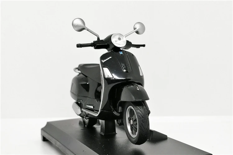 Welly 1:18 vespa GTS 125CC скутер литая модель велосипеда