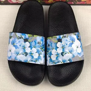 

Women Summer Slippers Designer's Slippers Flip Flops Summer Slides Lover's Slippers Print Design High Quality Flat Heel Slippers