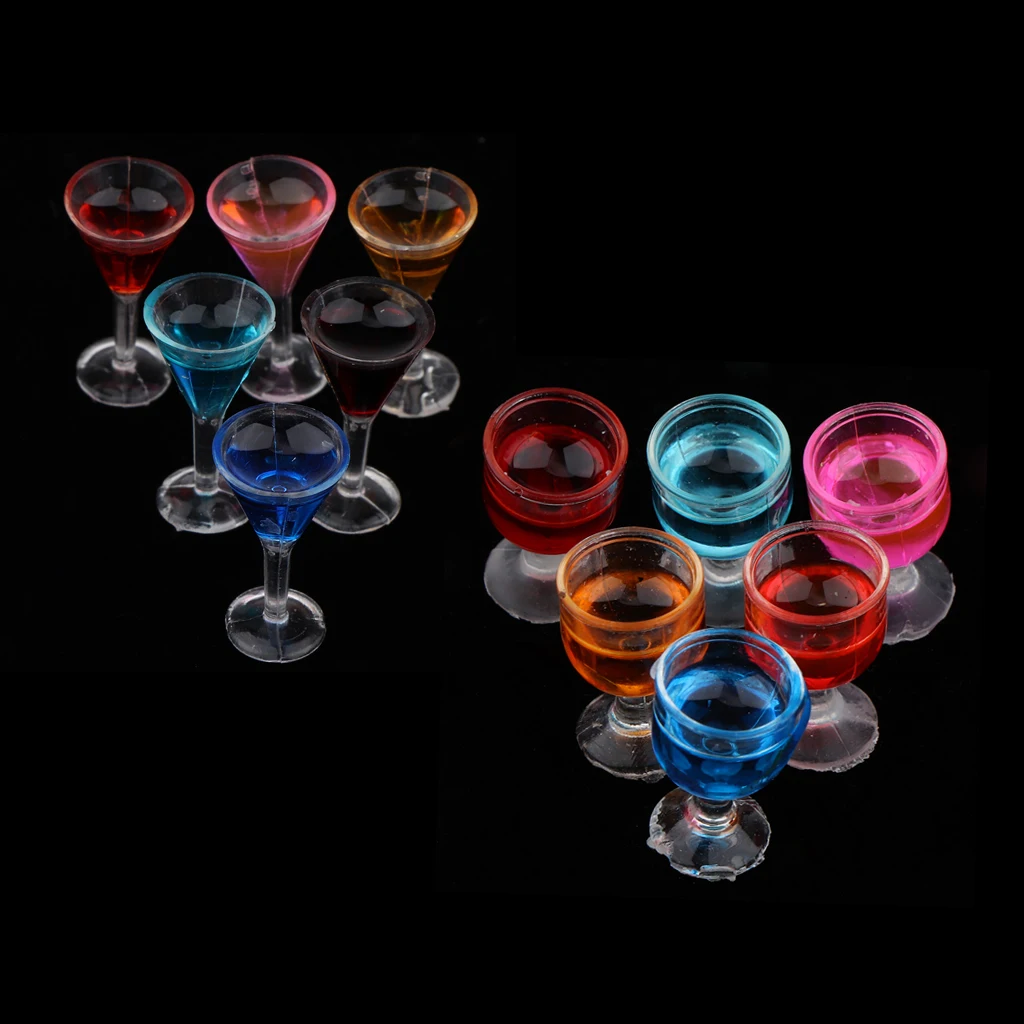 12 Pieces Sharp & Round Cocktail Glasses Fashion Drink Goblets with 6 Colors for 1/12 Dollhouse Bar Accessories Table Decoration