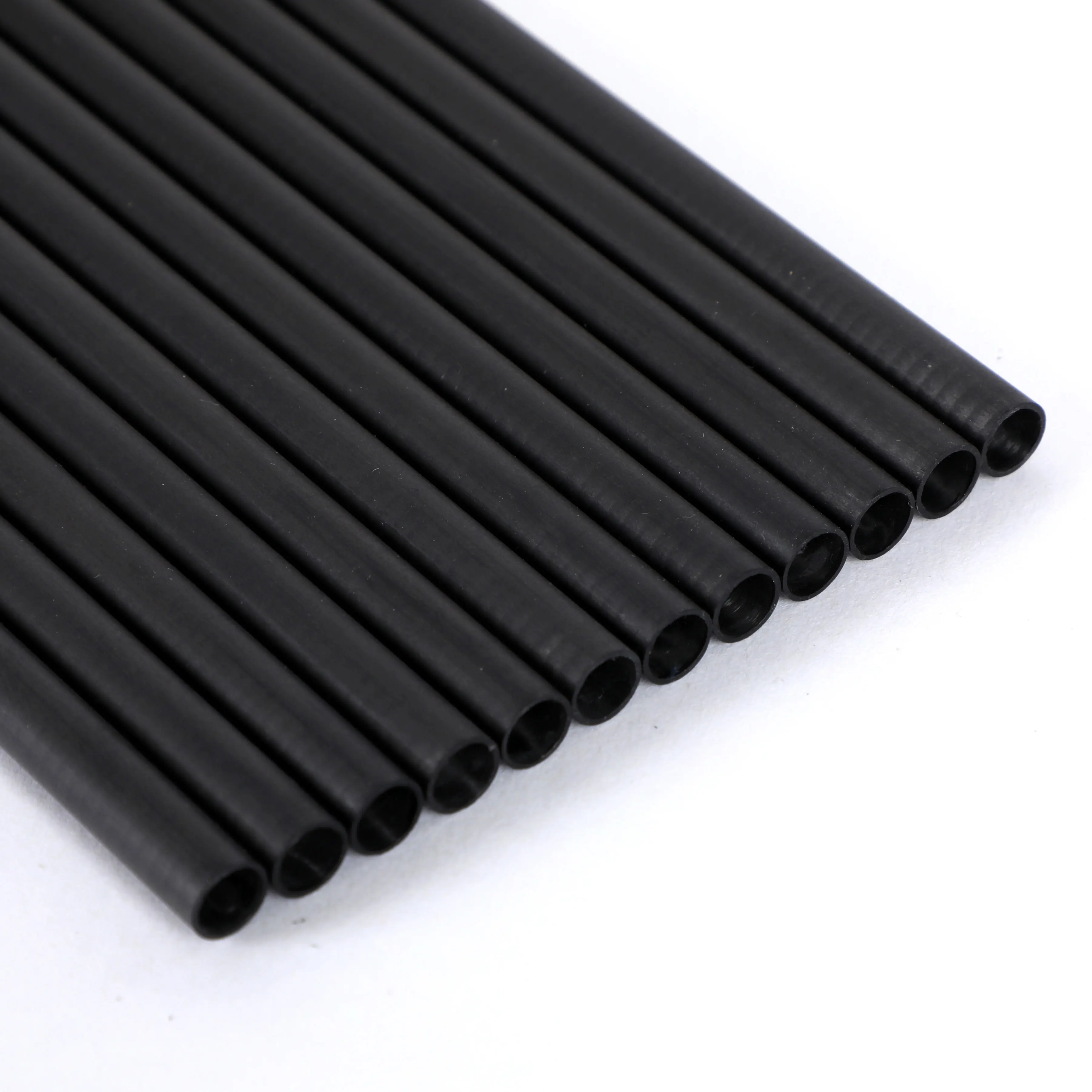 

12pcs Pure Carbon Arrow Shaft ID 5.2MM 31inch Spine 300 / 350 / 400 / 500 / 600 / 700 Outdoor Archery Bow Hunting Shooting