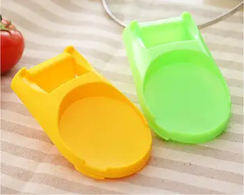 

New Useful Spoon Pot Lid Shelf Cooking Storage Kitchen Decor Tool Stand Holder