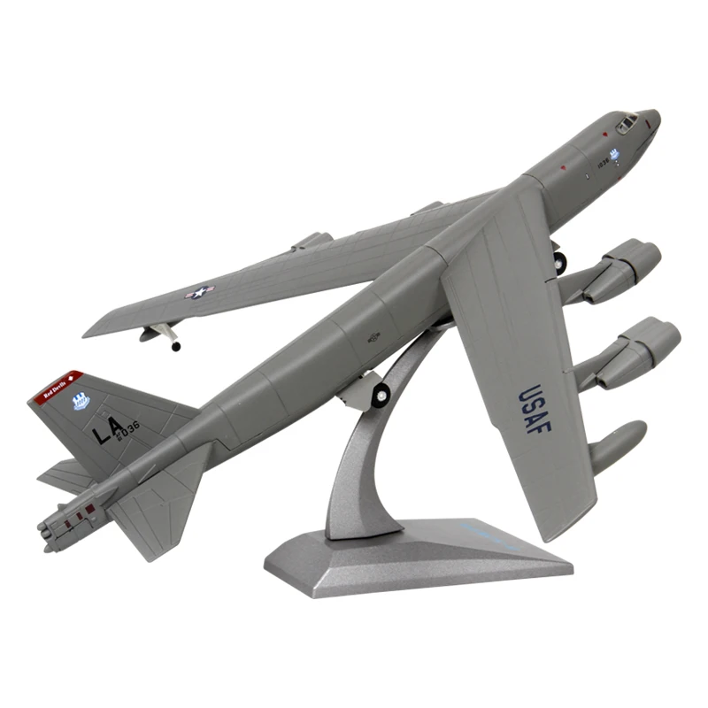 1:200 масштаб B52 Статическая модель самолета Warbird B-52 Военная коллекция хобби |