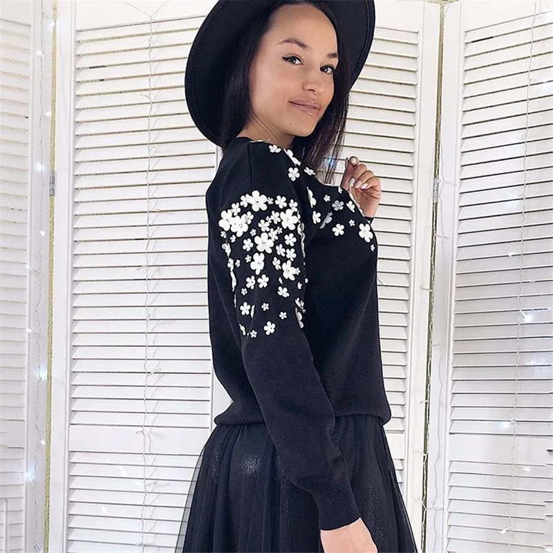 Günstige Frauen Mode Pullover weiß floral 3D perlen Schlank Herbst Winter Pullover Einfache Vintage Gestrickte Top Dünne blusas C 034