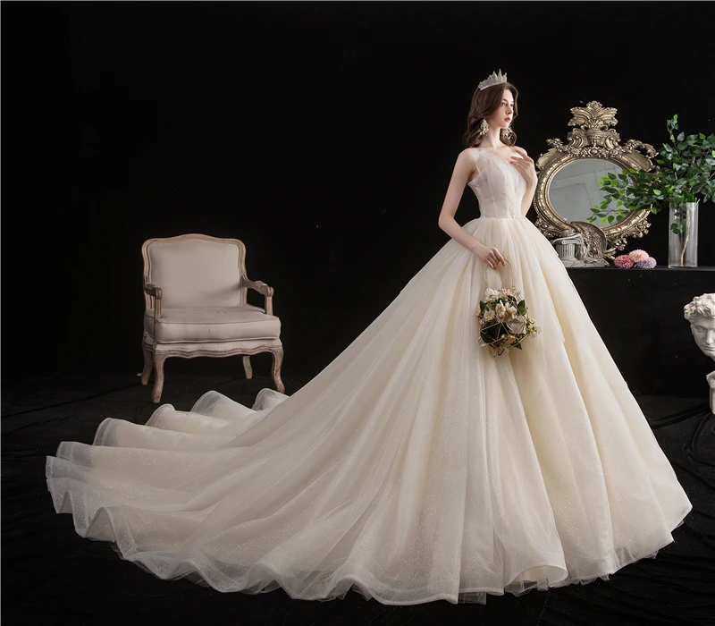 high quality Luxury Lace bead sexy Strapless Elegant wedding dress Dubai Vestidos De Novia bride Gowns Robe De Mariee plue size