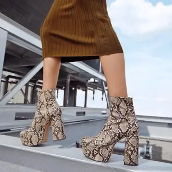 

Fashion Woman Platform Chunky High Heels Ankle Boots Street Fashion Short Black Python Boots Woman Side zip Knight Boots