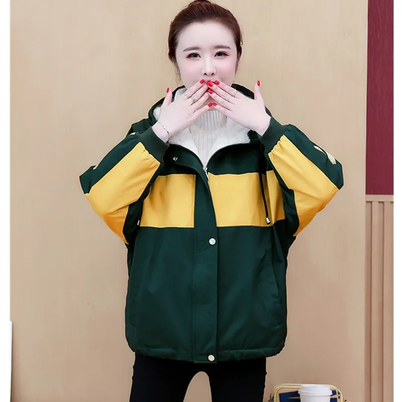 UHYTGF parkas mujer плюс Вельветовая Толстая осенне-зимняя куртка женская с капюшоном теплая короткая куртка Повседневная Женская парка размера плюс 606 - Цвет: green