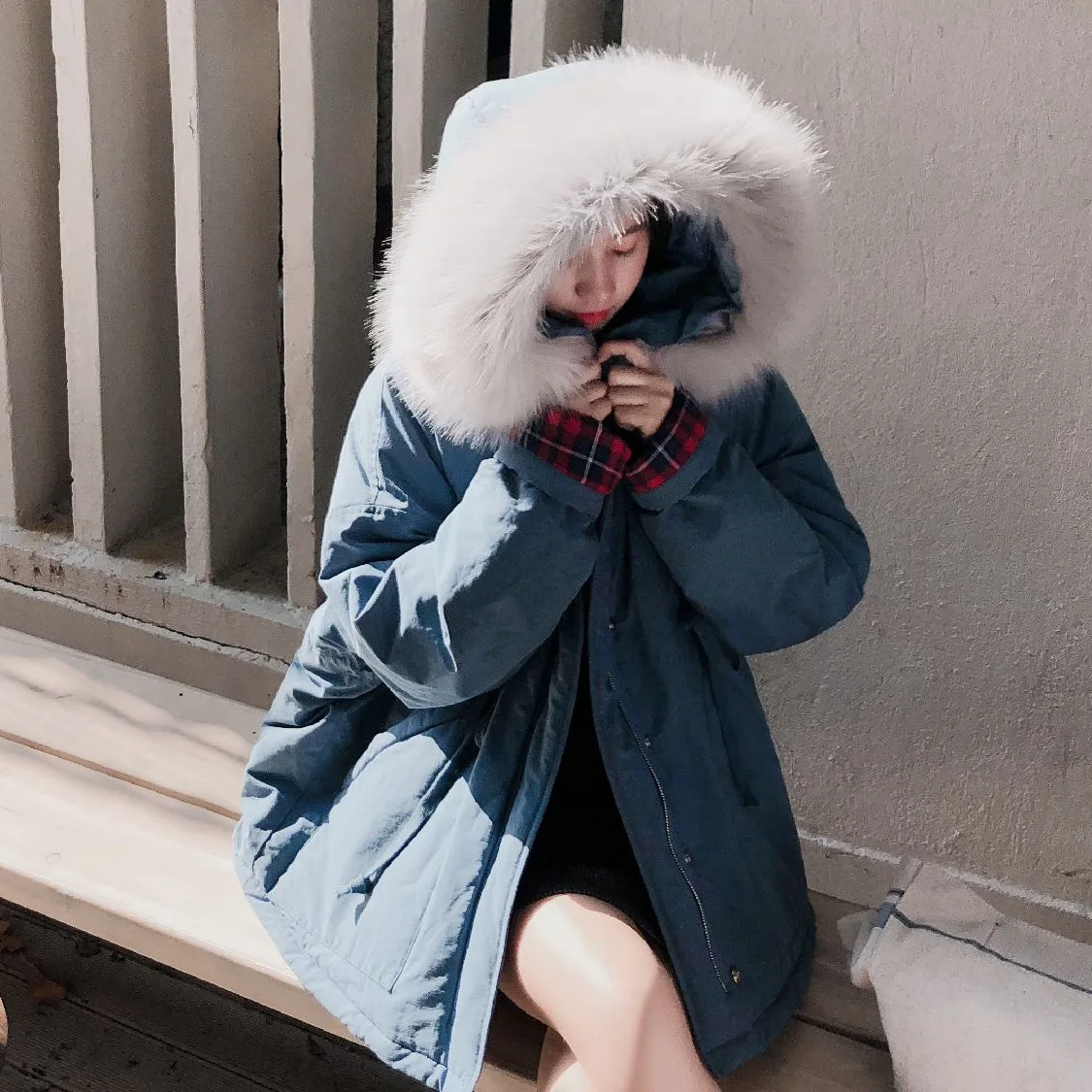 

Photo Shoot Main Push Ulzzang Contrast Color Cuff Large Fur Collar Hooded Cotton Coat Women's Winter Off-white Drawstring Workwe
