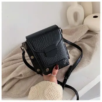 

2019 new fashion Korean version simple retro fashion small square bag texture cross body small bag for women