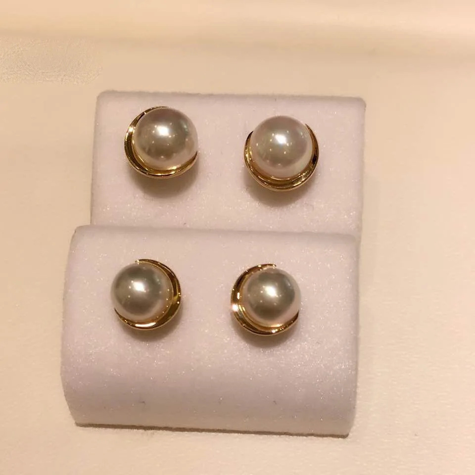 

Japanese Style Light Luxury Moon Pearl Series Necklace Natural Pearl Moon Ear Stud Fine Silver Electroplated 18k Gold