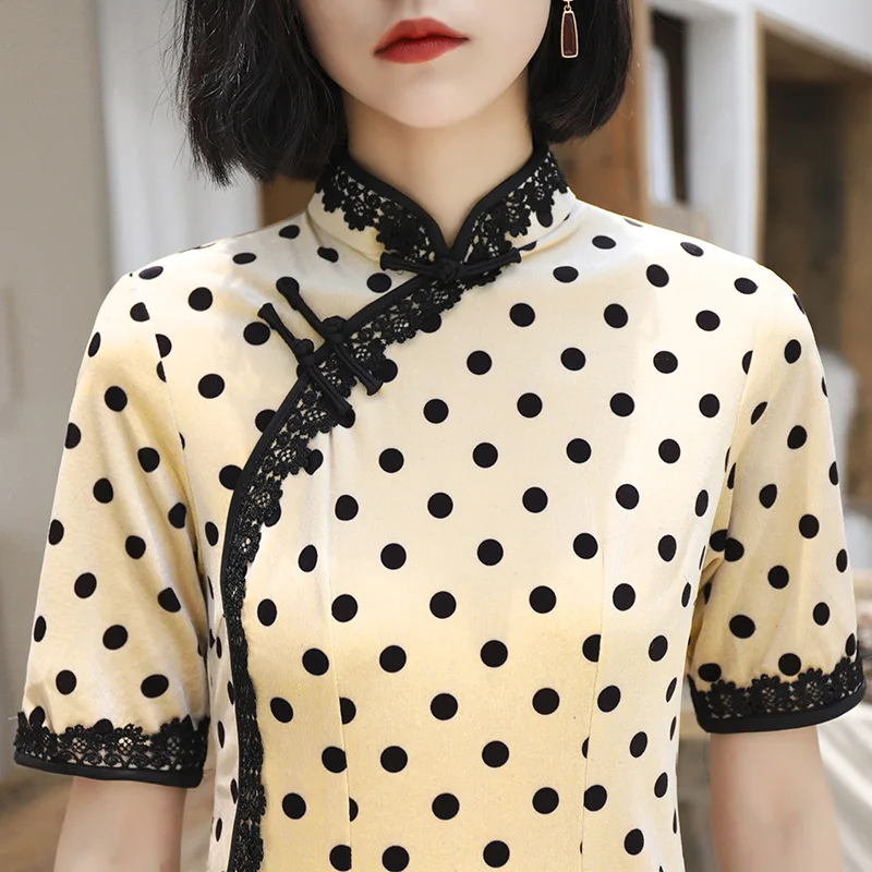 LZJN 2019 New Women Chinese Traditional Cheongsam Elegant Slim Oriental Style Lace Dresses Long Qipao Dot Print Half Sleeve (2)