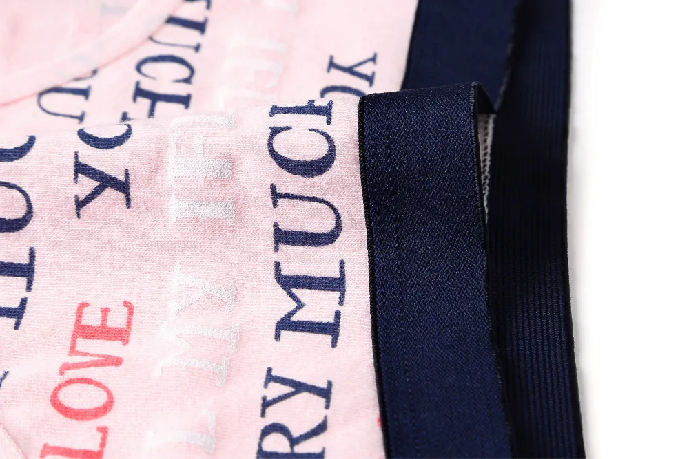 7422825793_541603624