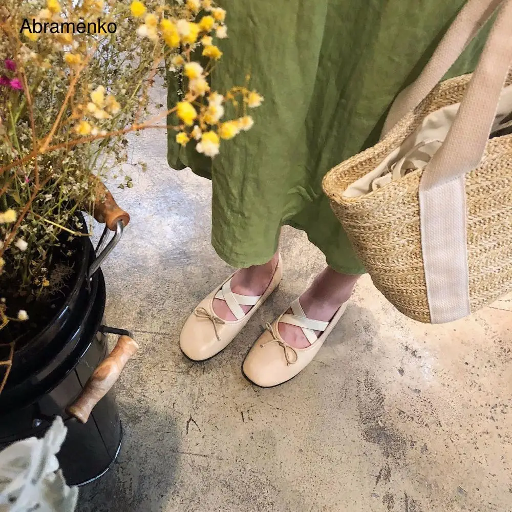 Балетки женские демисезонные на платформе блестящие без застежки с перекрестной