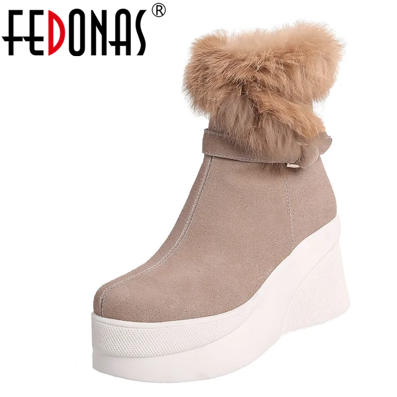 womens round toe chelsea boots