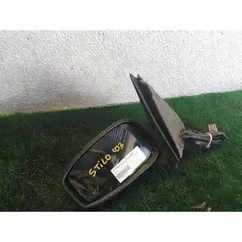 

LEFT REARVIEW FIAT STILO (192)