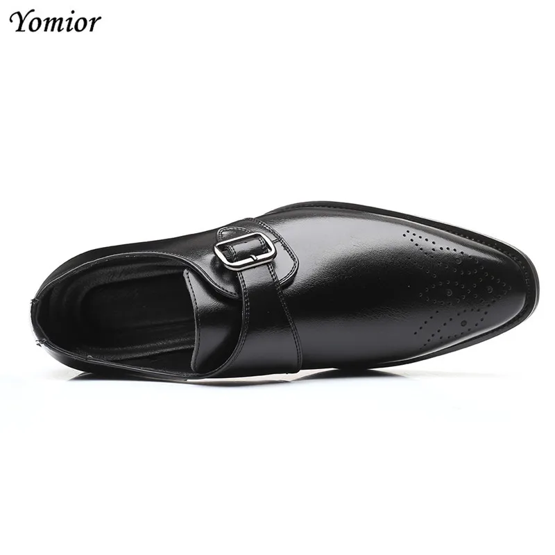 Yomior/Модные Мужские модельные кожаные туфли; Повседневная Деловая обувь с перфорацией типа «броги»; лоферы с острым носком; свадебные оксфорды; большие размеры 49 50