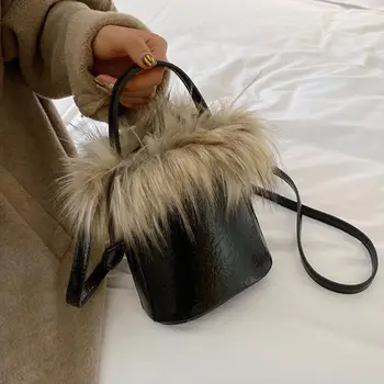 

Vintage Fashion Female Tote Bucket Bag 2019 Winter New Quality PU Leather Women's Designer Handbag Plush Shoulder Messenger bags