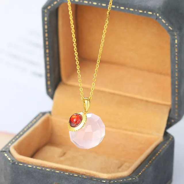 여성의 럭셔리한 매력을 향상시키는 MoBuy의 크리스탈 볼 펜던트 목걸이