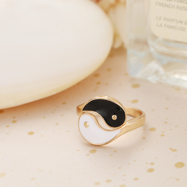 Gal Ring Alien Flower Queen Rings Namel Thick Ring Size Luxury Spring Fine Lucky Jewelry Heart Clouds Rings for Women Gift