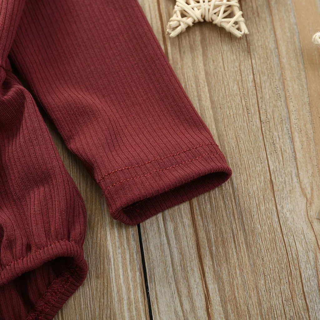 Весеннее однотонное боди с длинным рукавом и оборками для маленьких девочек