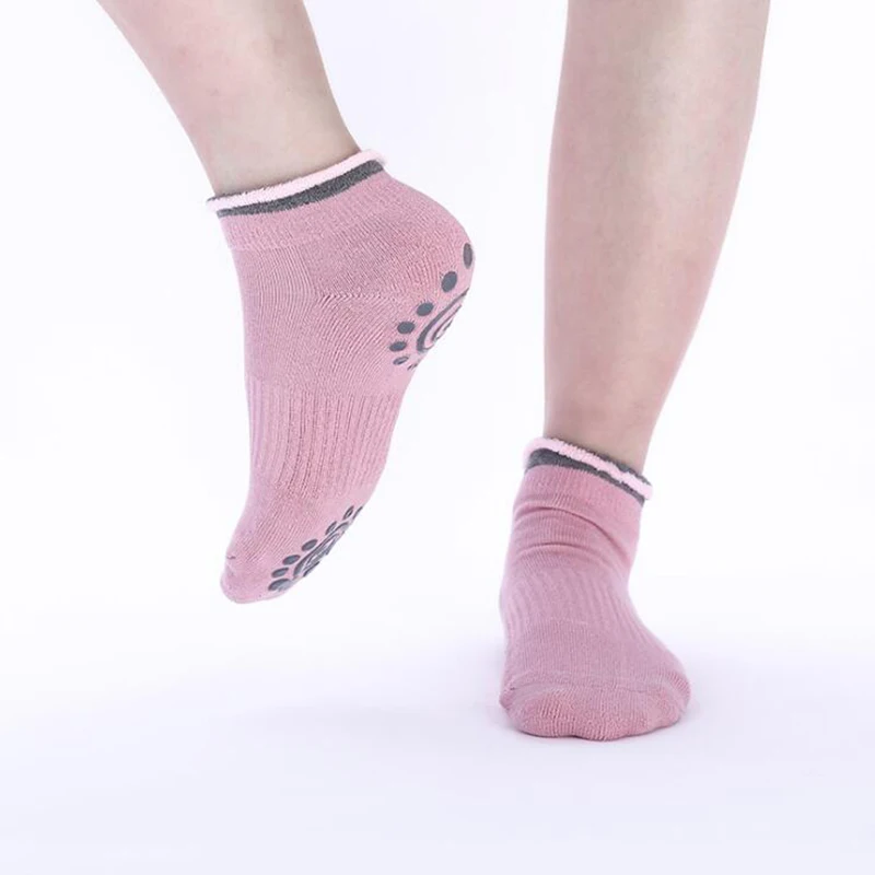 Простые женские хлопчатобумажные носки, одноцветные свободные носки с резиновой подошвой, короткие носки в европейском и американском стиле