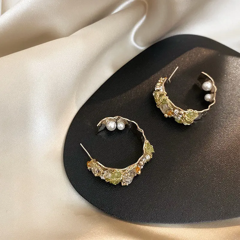 

New Handmade Vintage Green Crystal Elegant Pearl Irregular Hoop Earrings For Women Metal C Shaped Daily Party Accessories