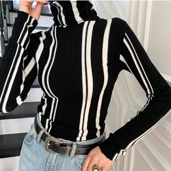 Moda feminina chique gola alta pulôveres blusas outono manga cheia listrado feminino de malha topos