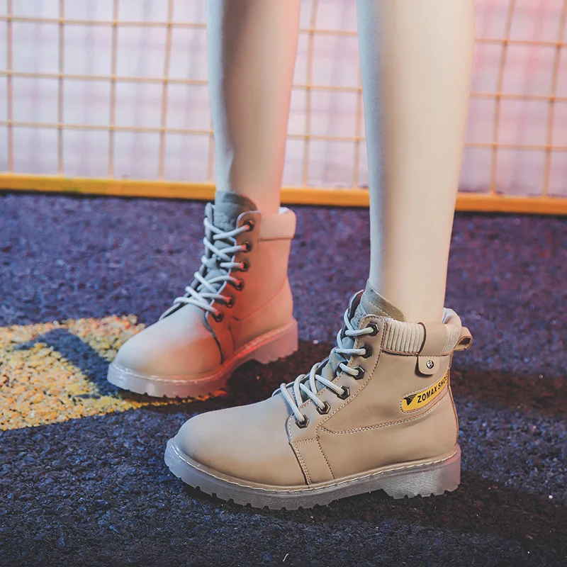 Г. Зимние кожаные ботинки на шнуровке Женская бархатная обувь, сохраняющая тепло, женские зимние ботинки на высоком каблуке модные высокие сапоги на плоской подошве