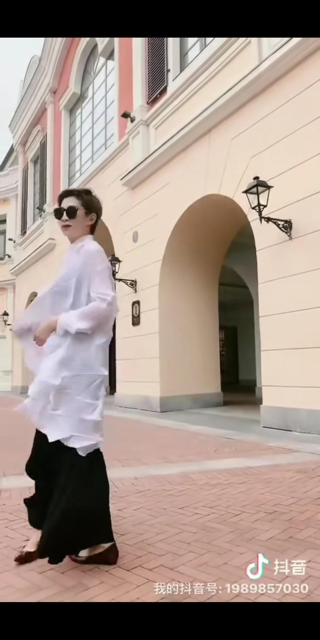 Белый Горячие продажи Miyake модные ветра заклинание сложить Длинные рукава плащ - Цвет: Белый