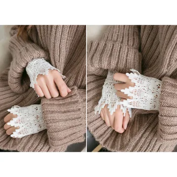 

1 Pair Lace Wrist Sleeves Hollow Fake Cuff Elegant Gloves Accessories for Women Lady MU8669