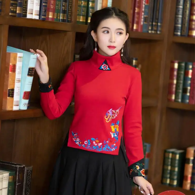 

2018 autumn New Embroidered warm T-Shirt