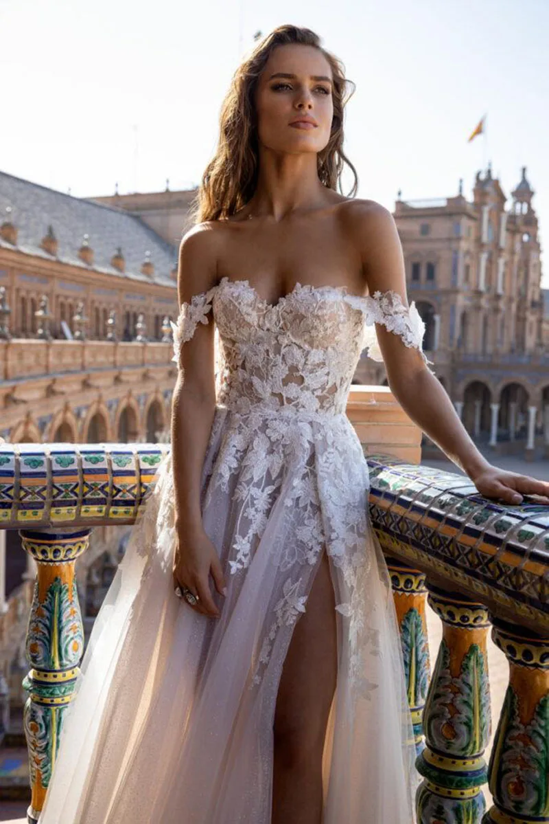 Boho Tulle A Line Wedding Dress Off the Shoulder Lace Appliques Beach Bridal Gown Sexy High Split