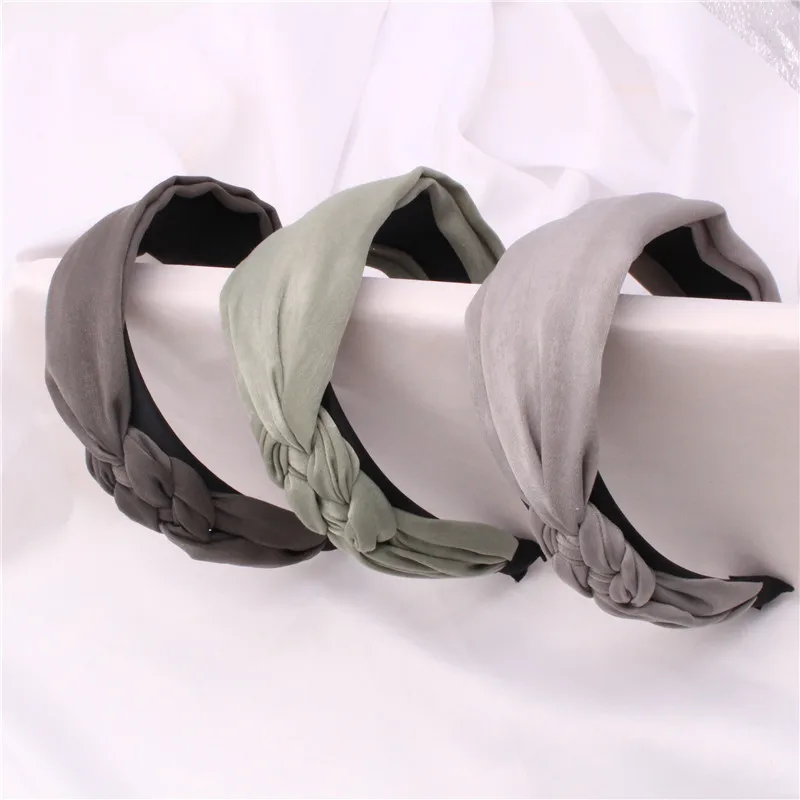 

European And American Exaggerated Sponge Headband Simple Solid Color Half Twist Braid Fabric Headband Hair Accessories