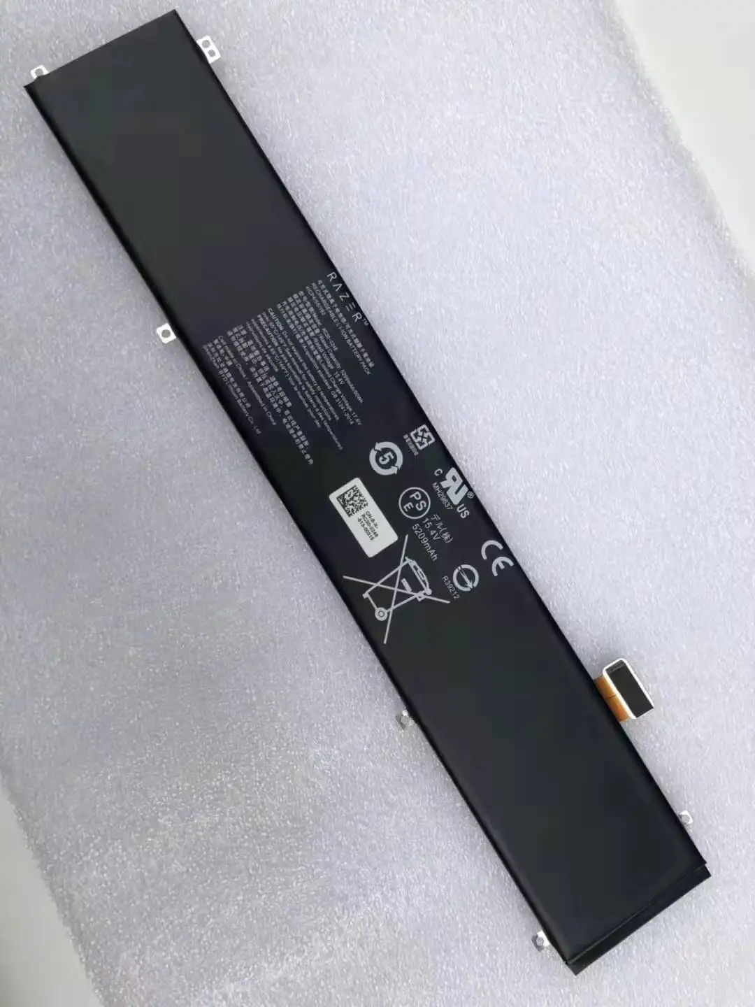

New genuine Battery for Razer Blade Stealth 15 2018 15 GTX 1060 LINGREN 15 4ICP4/55/162 RC30-0248 15.4V 80WH