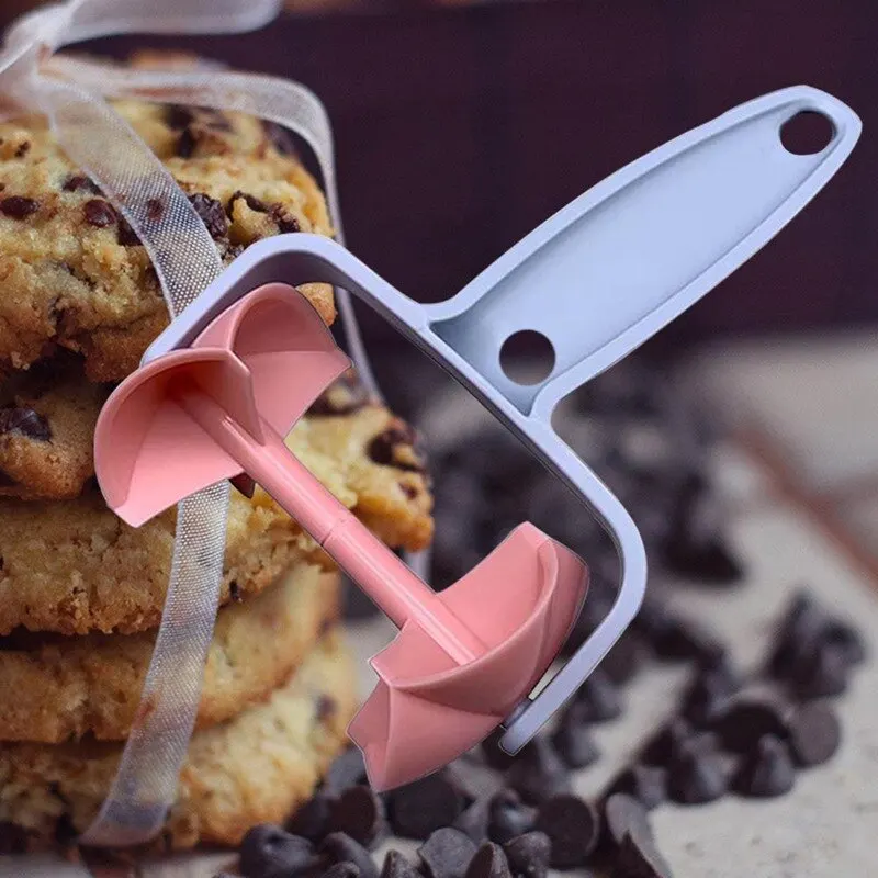 

Rolling Cutter Mold Baking Pastry Cutters Croissants Pastry Bread Roller Fondant Croissant Tools ABS Pastry Pie Cookie Spatulas
